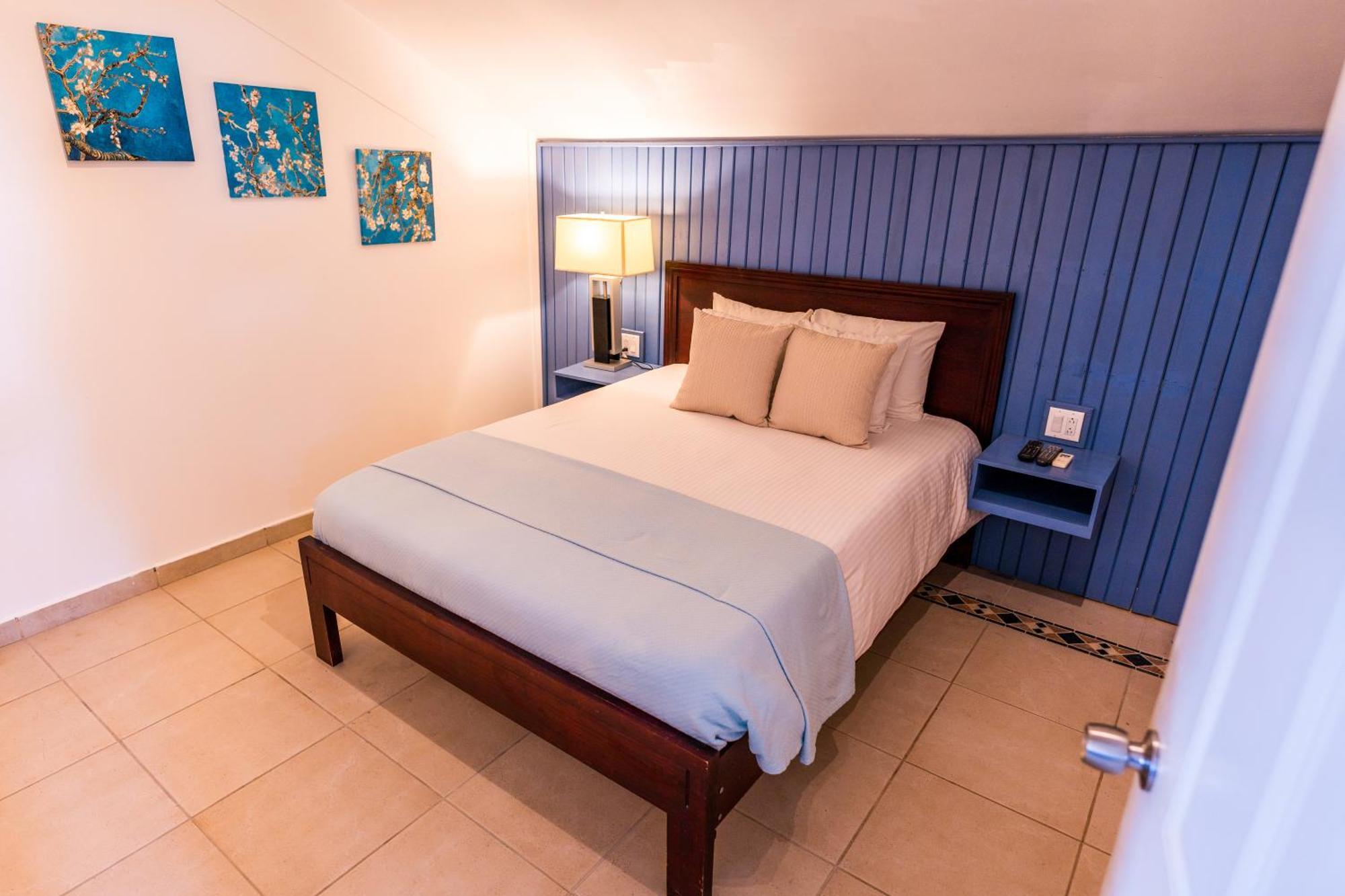 Tropical Suites Hotel Bocas Town Kültér fotó